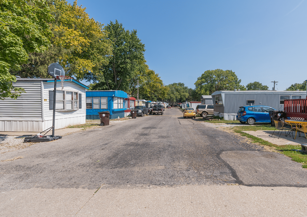 Rantoul_0003_Rantoul-Mobile-Home-Park-5